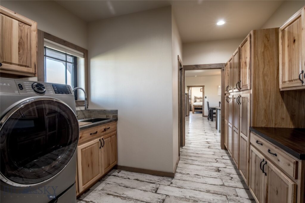 55 Vigilante Lane, Sheridan MT 59749