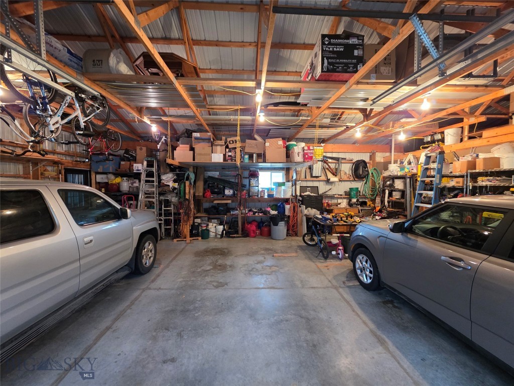 682 E River Road, Pray MT 59065