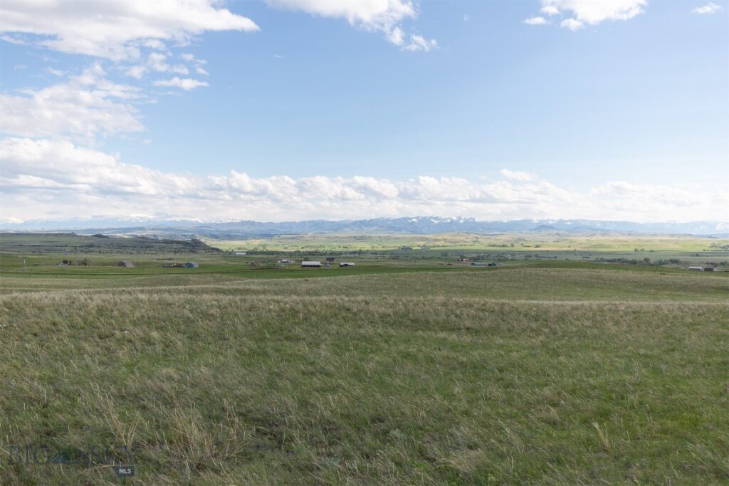 15 Sage Trail, Big Timber MT 59011