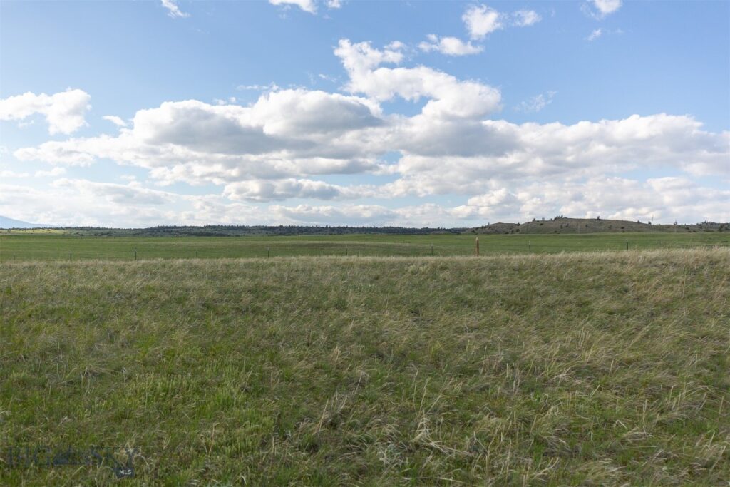 15 Sage Trail, Big Timber MT 59011