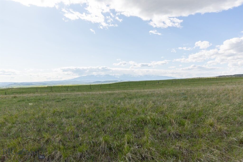 15 Sage Trail, Big Timber MT 59011
