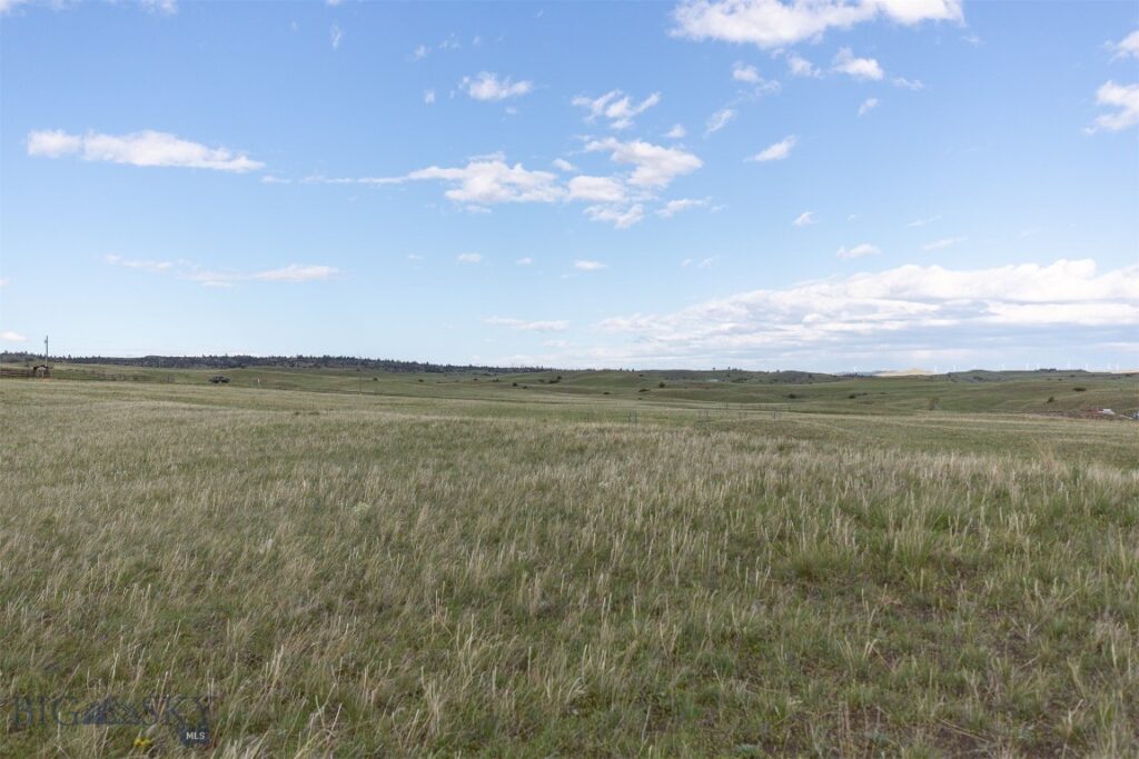 15 Sage Trail, Big Timber MT 59011