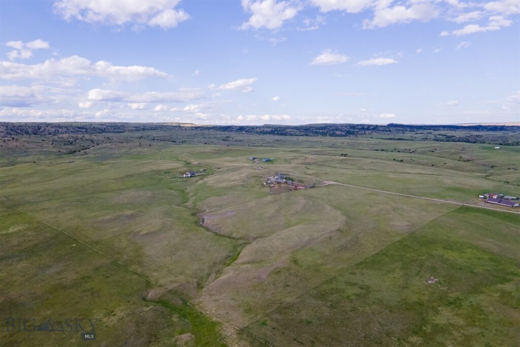 15 Sage Trail, Big Timber MT 59011
