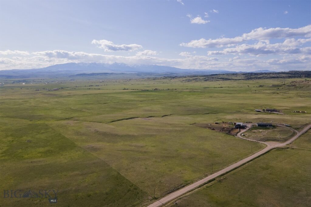 15 Sage Trail, Big Timber MT 59011