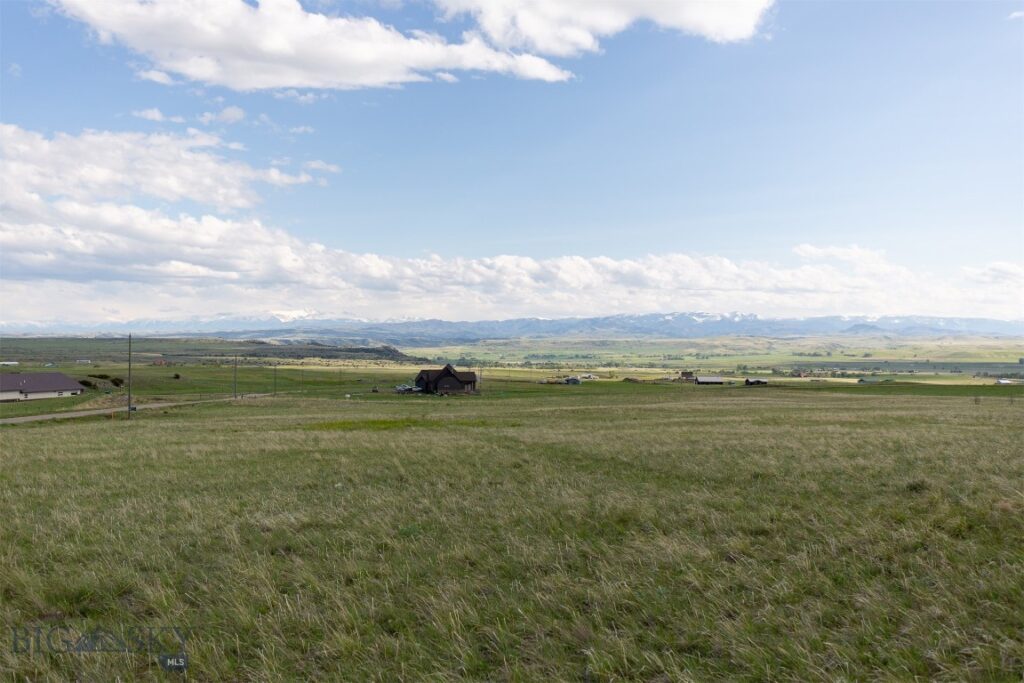 15 Sage Trail, Big Timber MT 59011