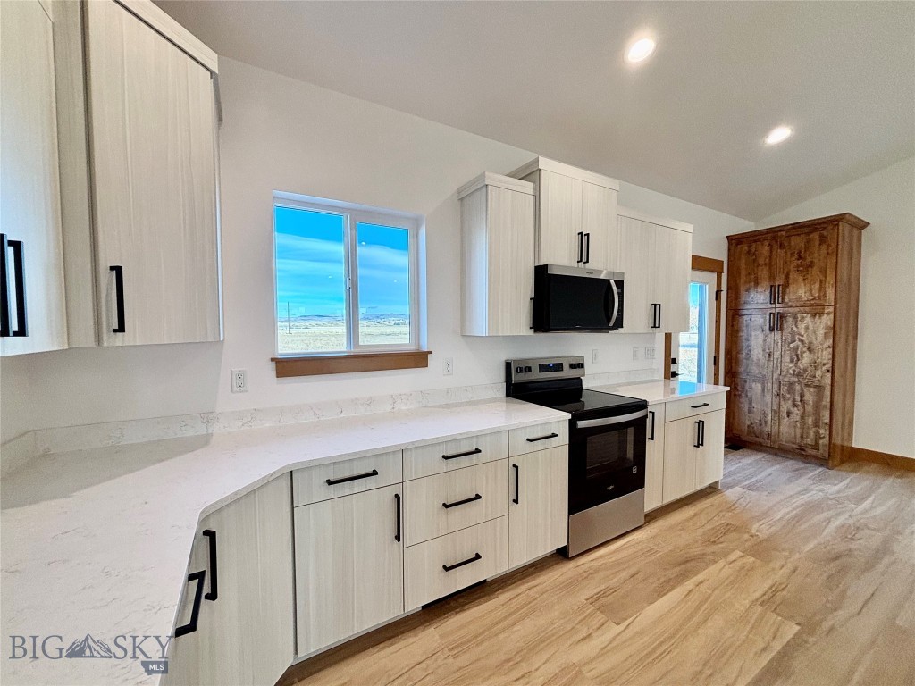 120 Thomas Way, Dillon MT 59725