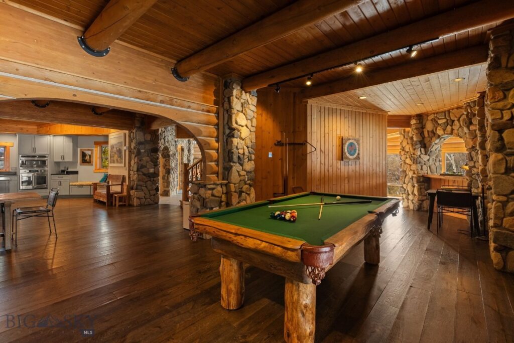 707 Crown Butte Road, Big Sky MT 59716