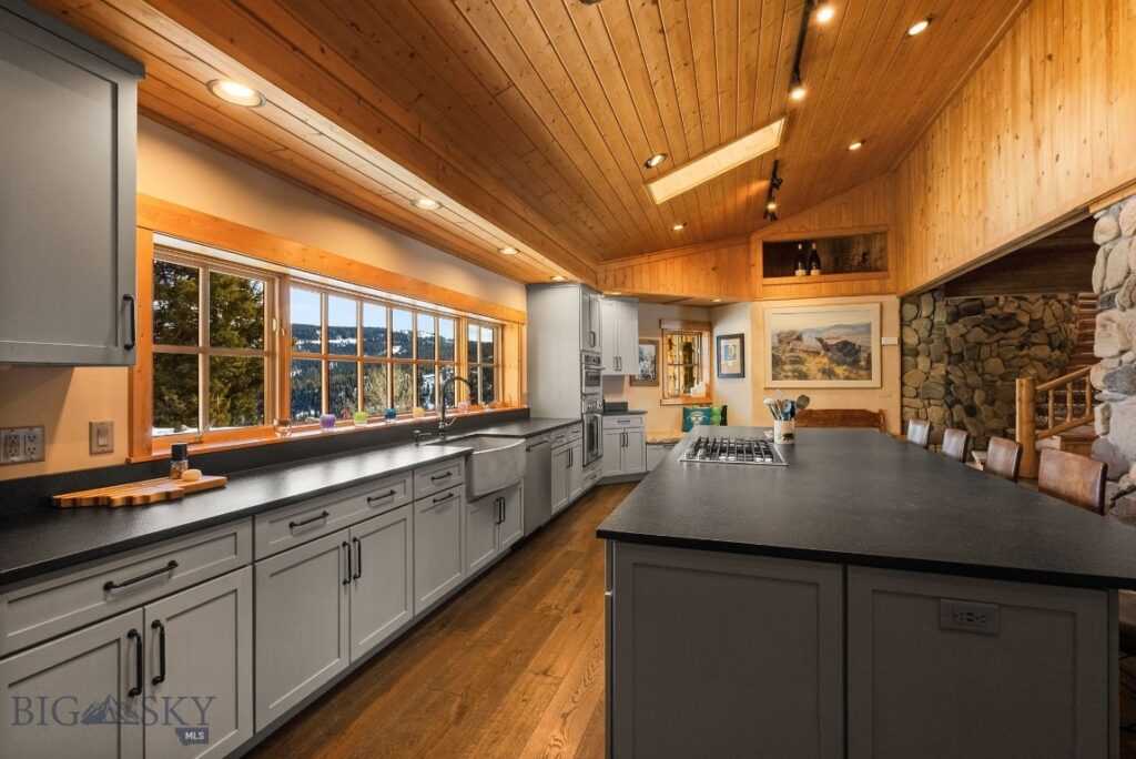 707 Crown Butte Road, Big Sky MT 59716