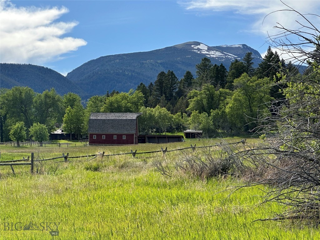 9 Willow View Way, McAllister MT 59740