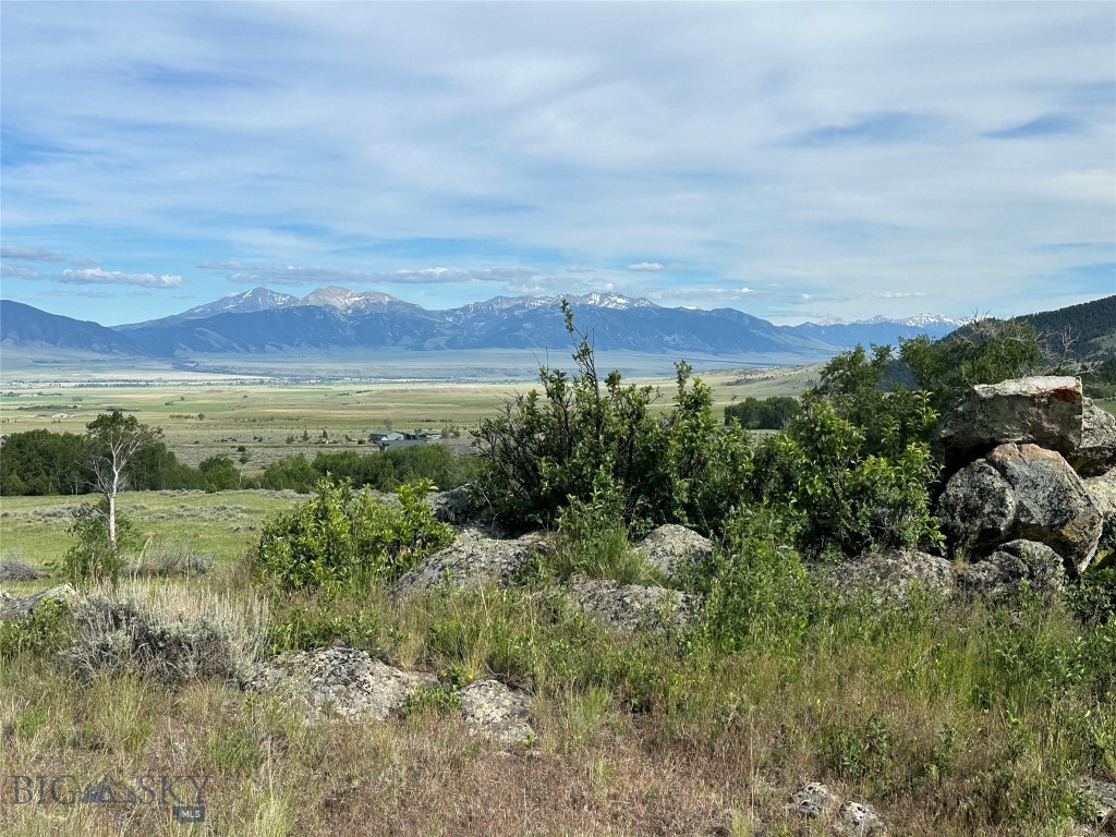 9 Willow View Way, McAllister MT 59740