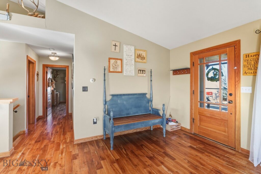 50 Cielo Grande Drive, Pray MT 59047