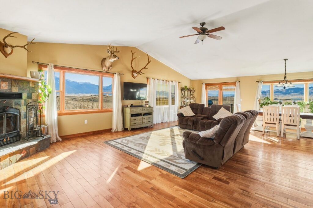 50 Cielo Grande Drive, Pray MT 59047