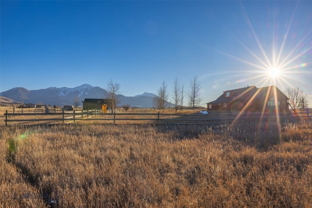5 Shoshoni Way, Pray MT 59065