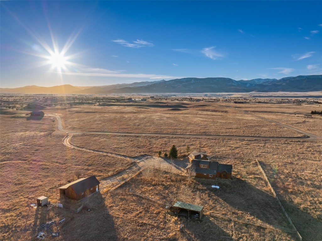5 Shoshoni Way, Pray MT 59065