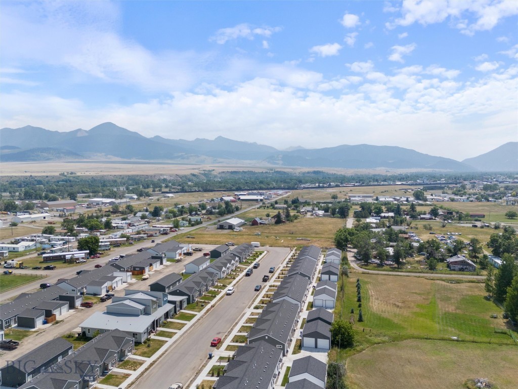 407 Brookline Street, Livingston MT 59047