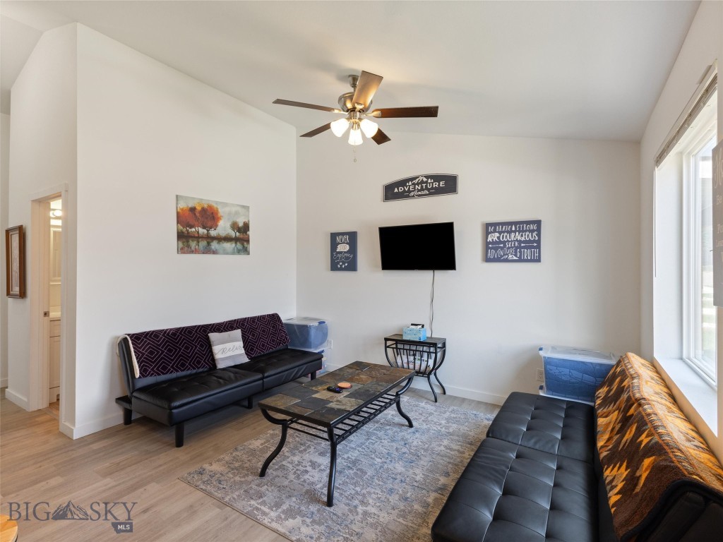 407 Brookline Street, Livingston MT 59047