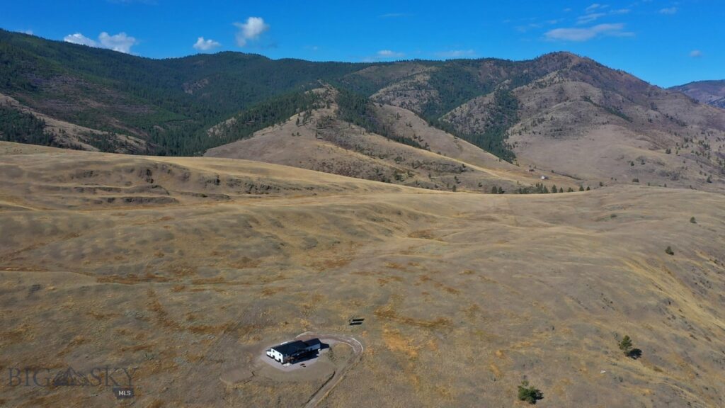 9800 Hwy 200, Dixon MT 59831