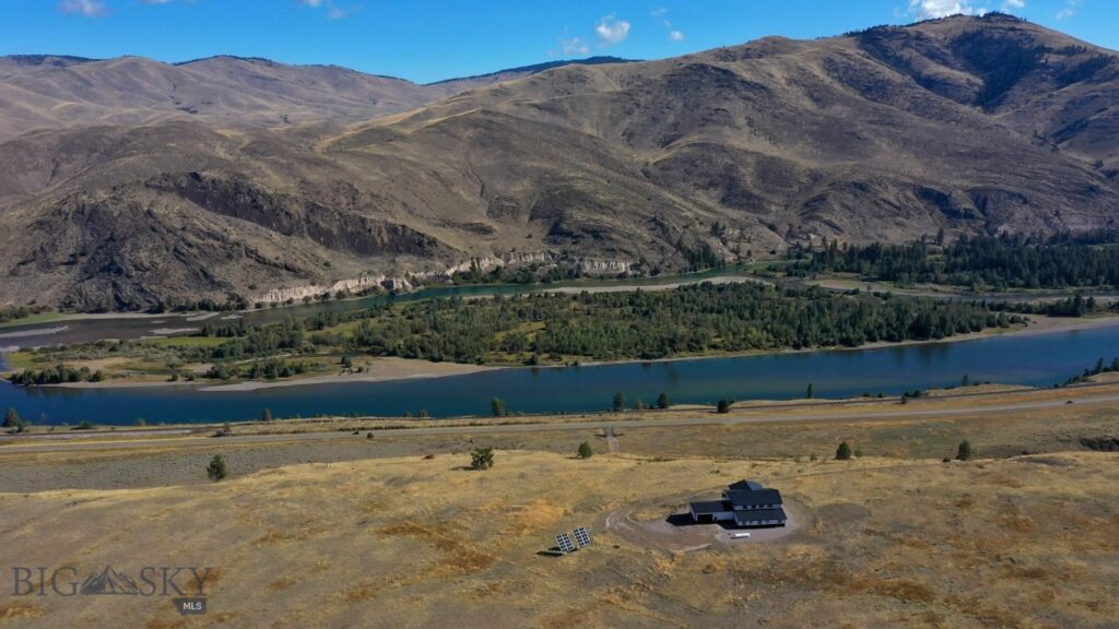 9800 Hwy 200, Dixon MT 59831