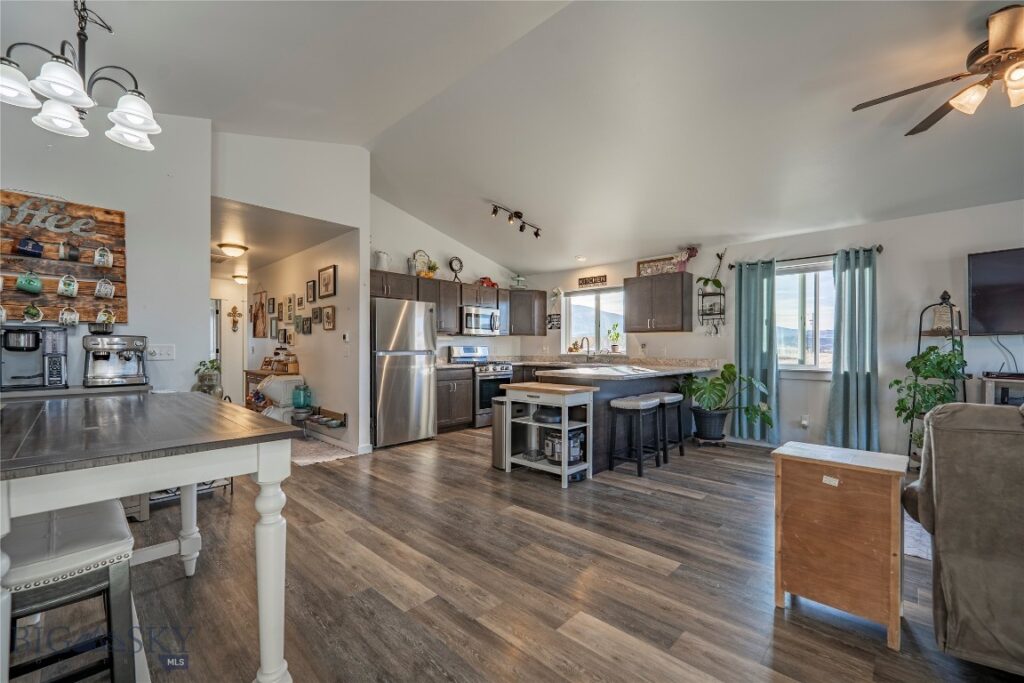 2627 Meriwether Drive S, Livingston MT 59047