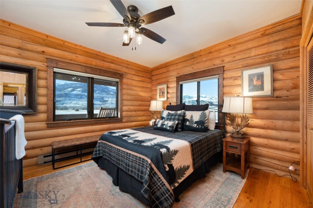 198 E River Road, Emigrant MT 59027