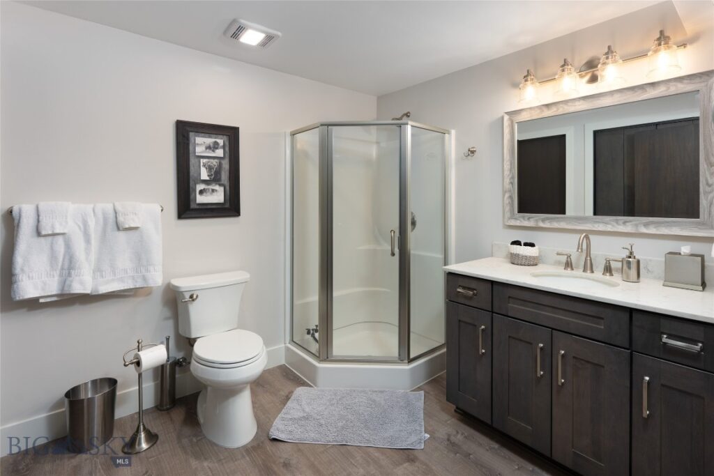 198 E River Road, Emigrant MT 59027