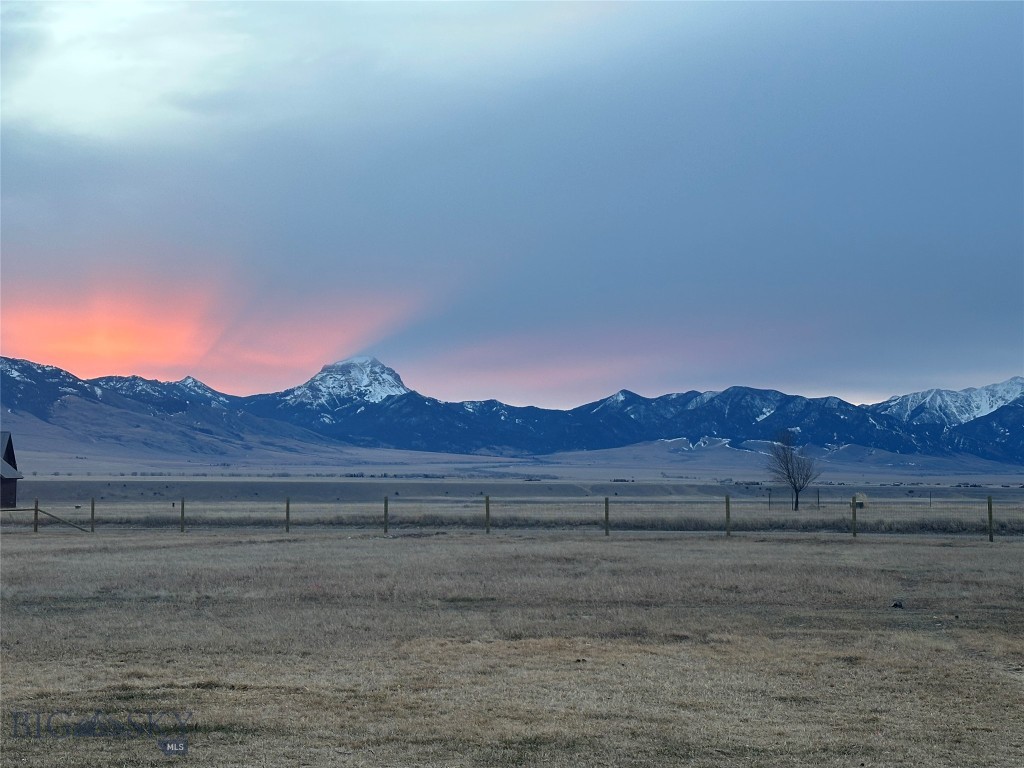 13 Diamondback RD, Ennis MT 59729