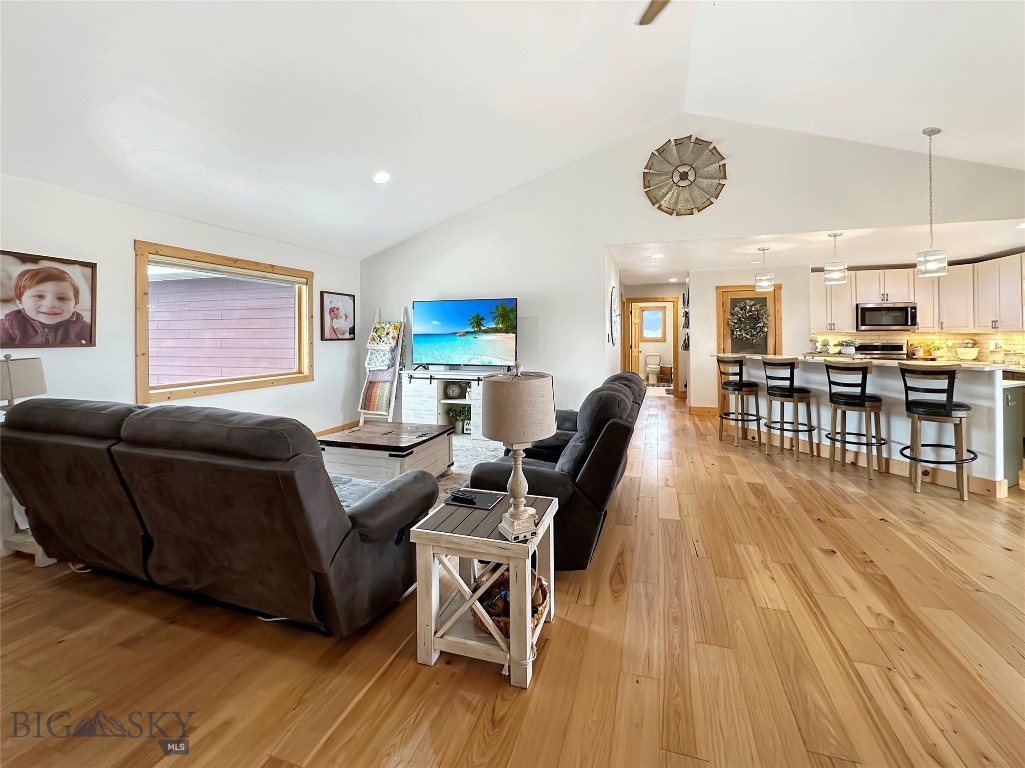 13 Diamondback RD, Ennis MT 59729
