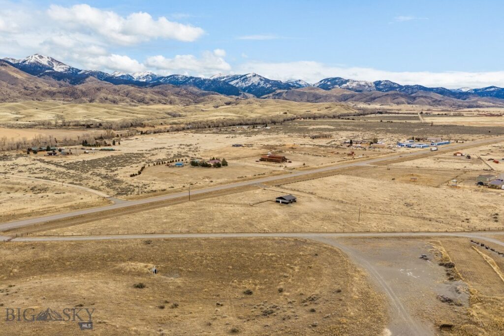 3683 MT Hwy 287 E, Sheridan MT 59749