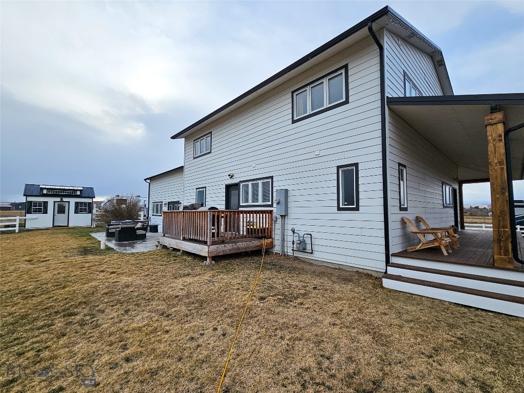 23 Indian Rings Road, Big Timber MT 59011