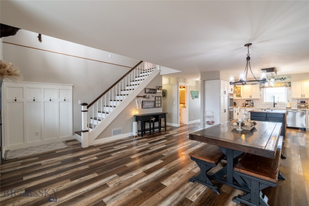 23 Indian Rings Road, Big Timber MT 59011