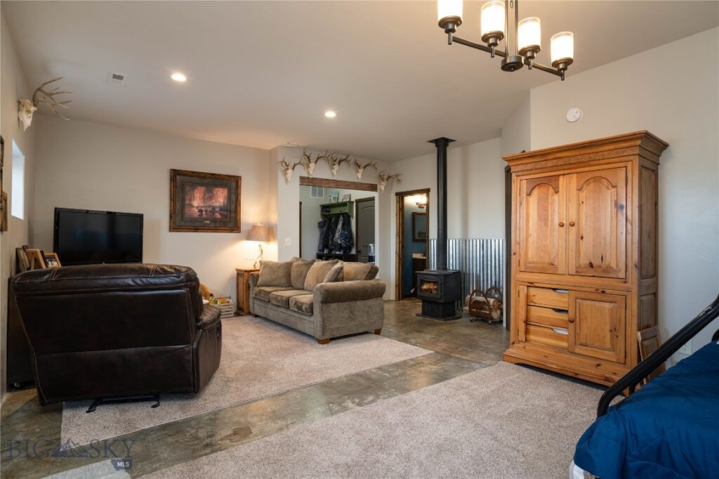 161 Price Road, Three Forks MT 59752