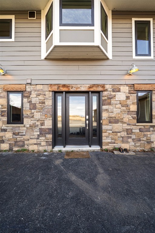 1080 Upper Tom Burke Road, Gallatin Gateway MT 59730