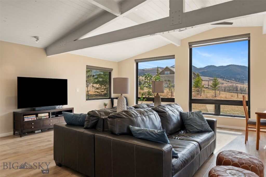 1080 Upper Tom Burke Road, Gallatin Gateway MT 59730