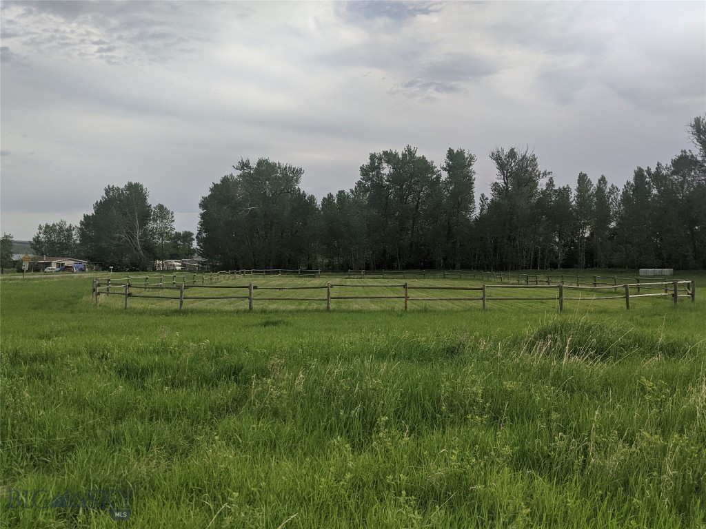1080 Upper Tom Burke Road, Gallatin Gateway MT 59730
