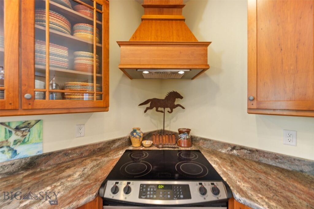 95 Foothill Trl, Ennis MT 59729