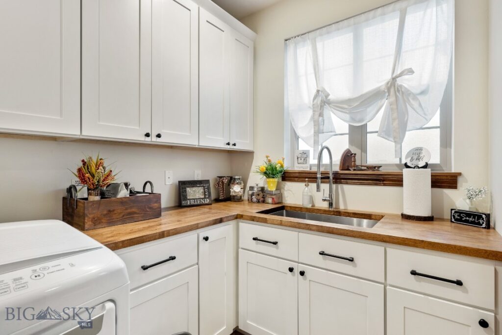 109 Wild Rose Loop, Three Forks MT 59752