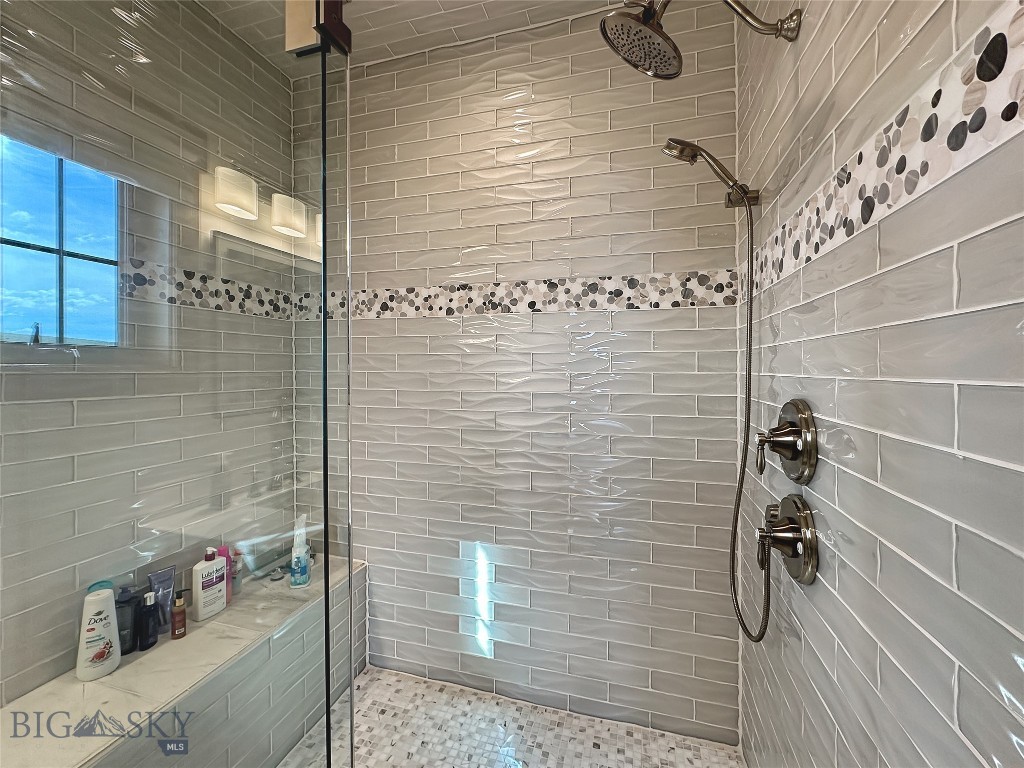 231 Axolotl Lakes Road, Ennis MT 59729