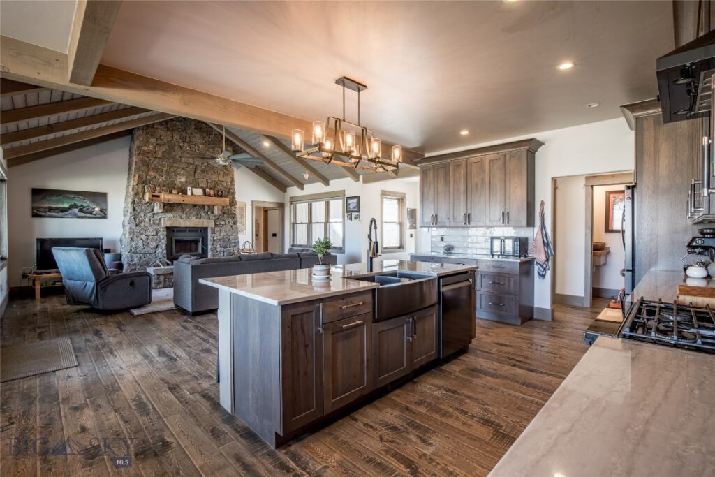 102 Diamondback Road, Ennis MT 59729