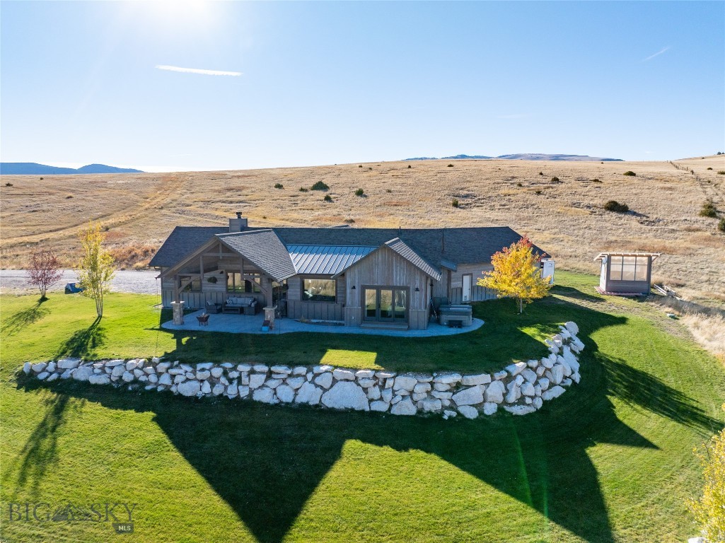 102 Diamondback Road, Ennis MT 59729