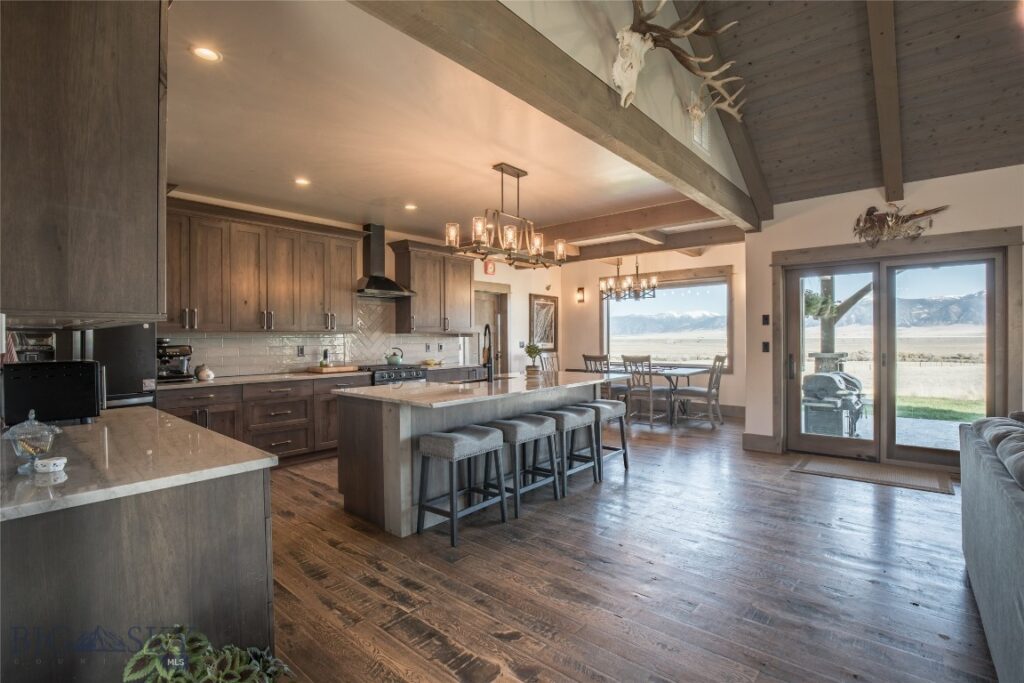 102 Diamondback Road, Ennis MT 59729