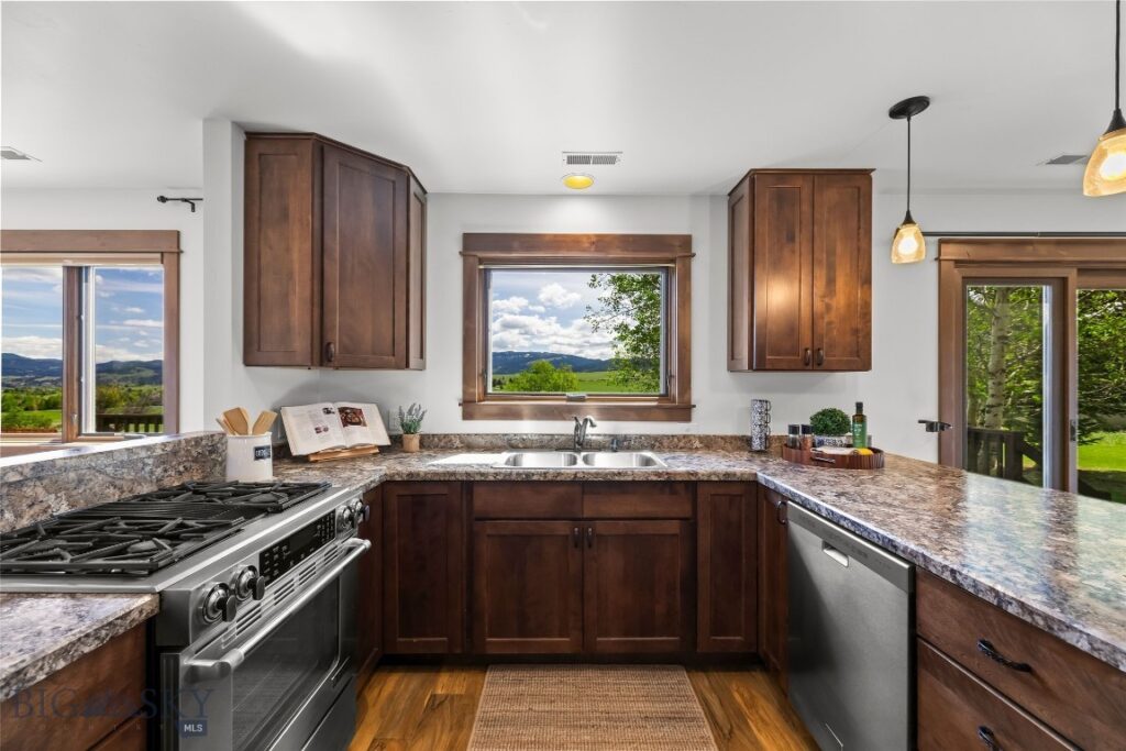 220 Ridge Trail, Bozeman MT 59715