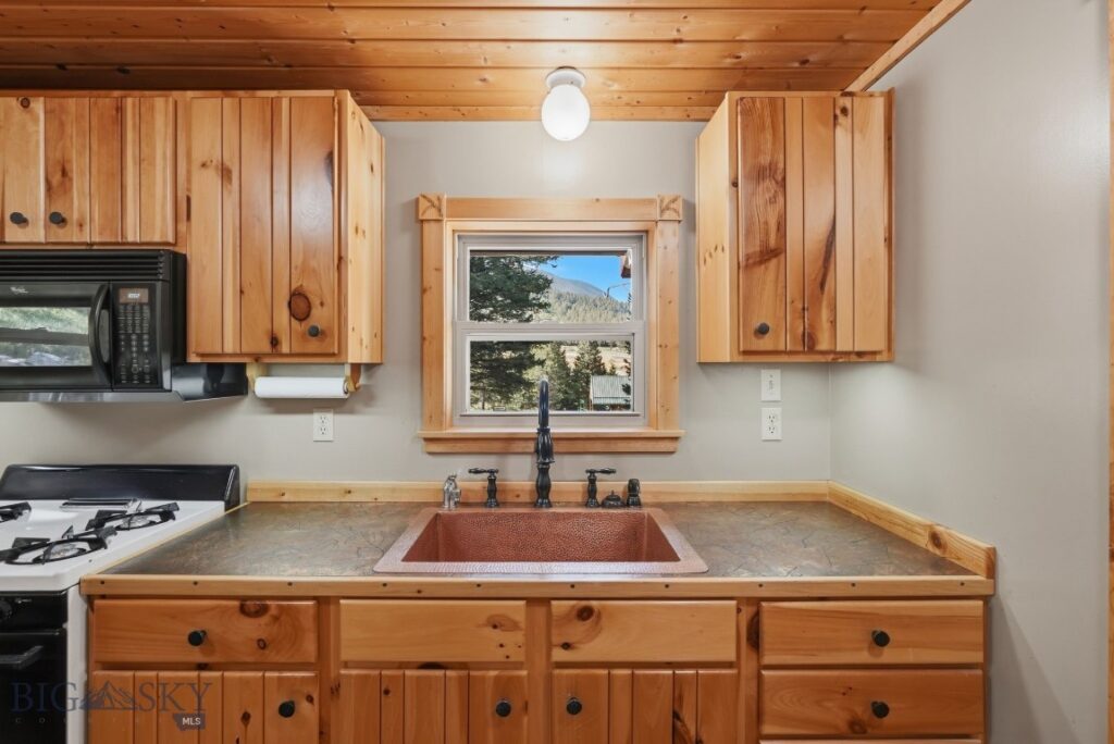 1105 South Boulder Rd, Cardwell MT 59721
