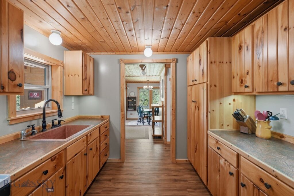 1105 South Boulder Rd, Cardwell MT 59721