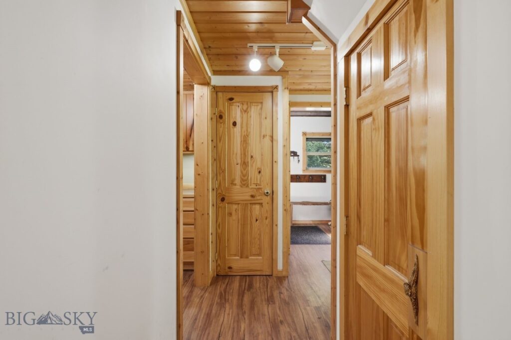 1105 South Boulder Rd, Cardwell MT 59721