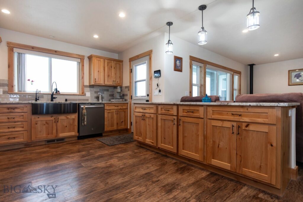 7 Bluebell Road, Three Forks MT 59752