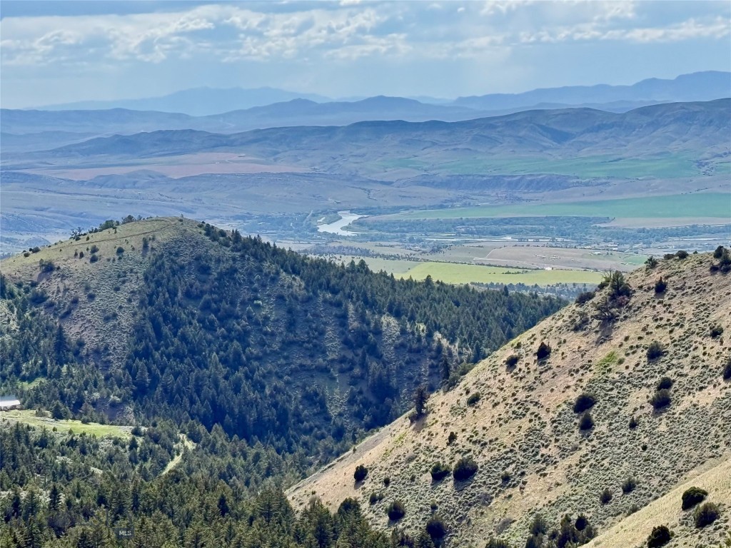 20590 Pole Gulch Road, Three Forks MT 59752