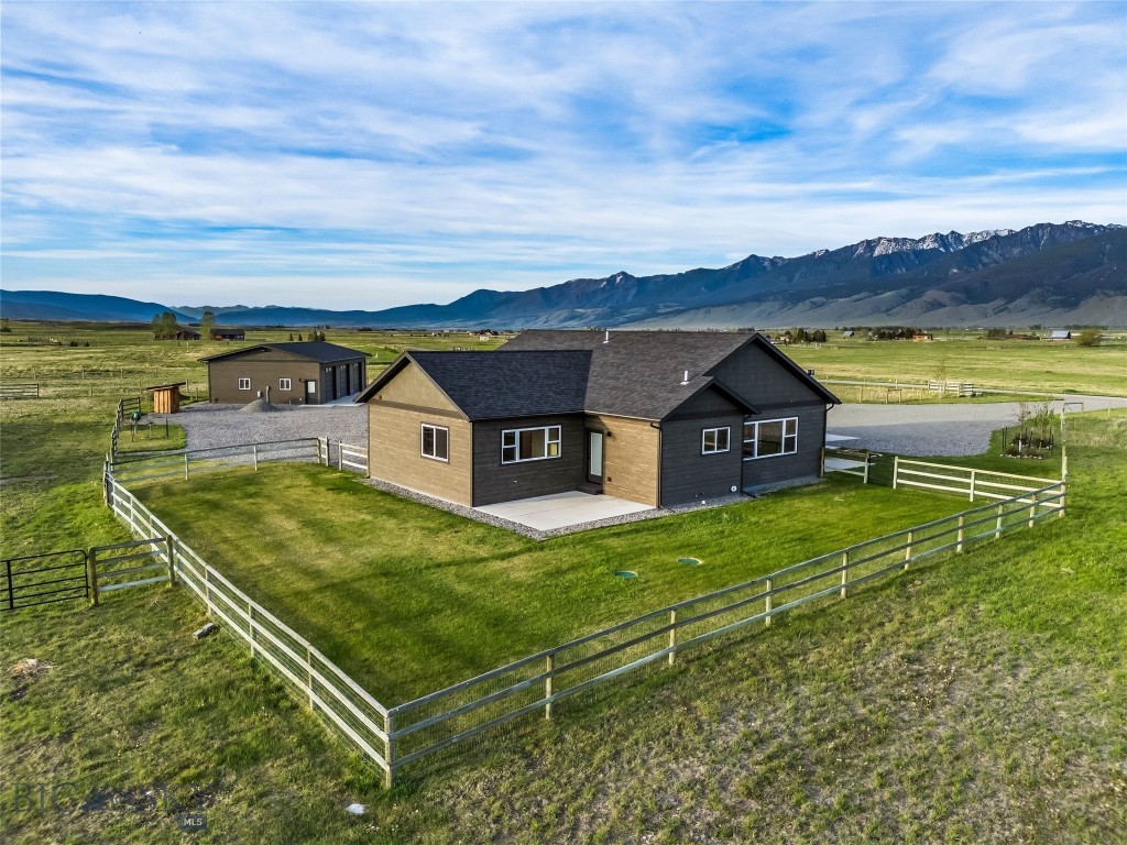 49 Paradise Found Drive, Pray MT 59065