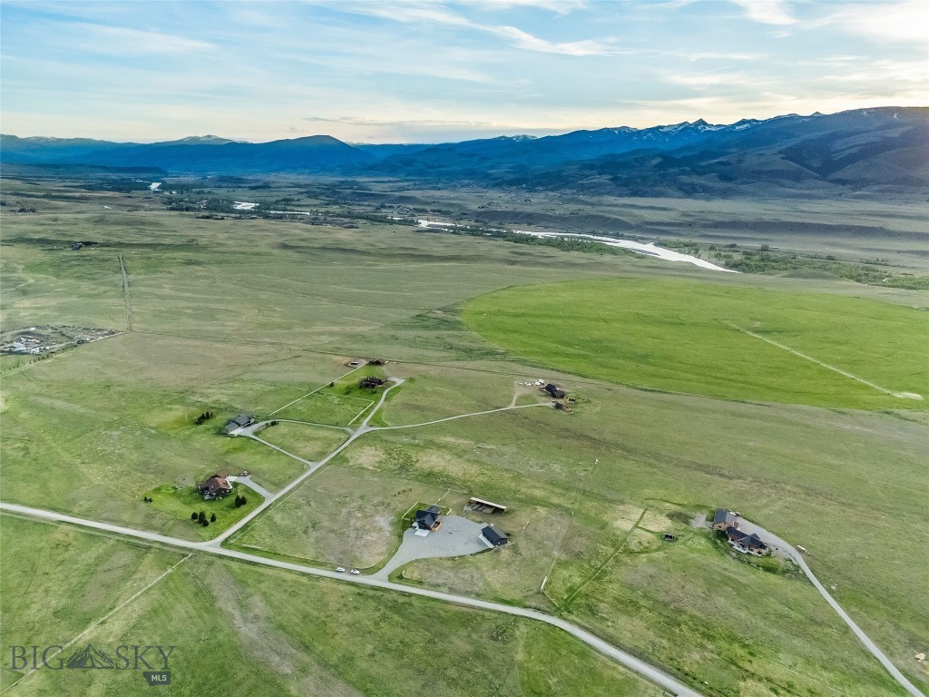 49 Paradise Found Drive, Pray MT 59065