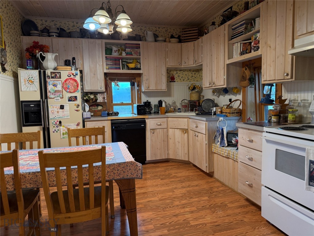 185 Howie, Big Timber MT 59011