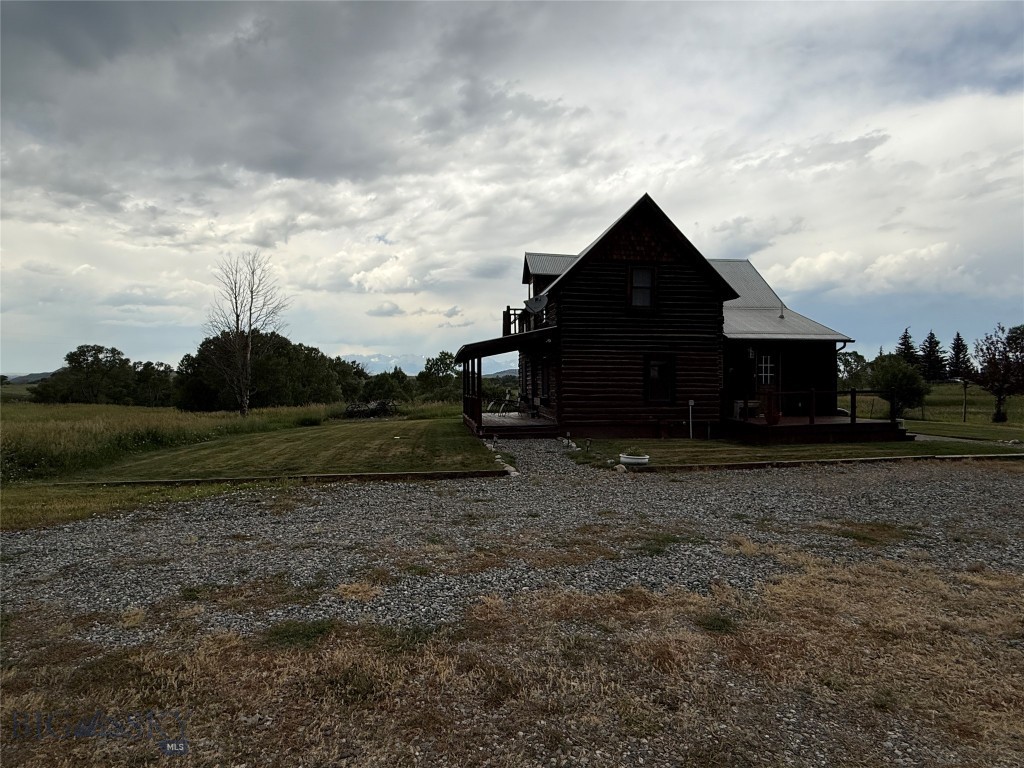 185 Howie, Big Timber MT 59011